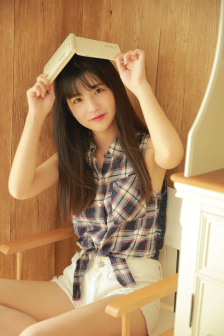 清纯女学生破包出血在线视频